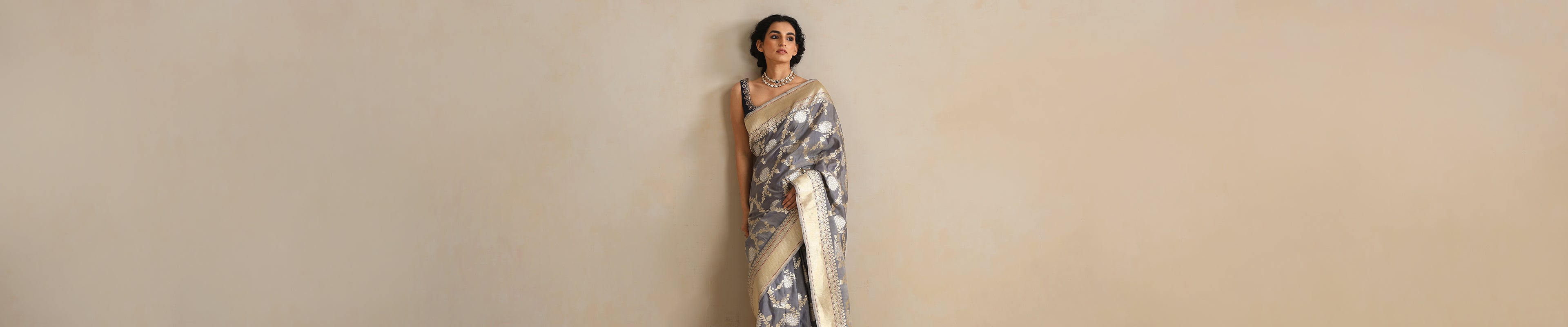 Handwoven_Banarasi_Sarees_:_Tapestry_of_Tradition_and_Luxury_WeaverStory01