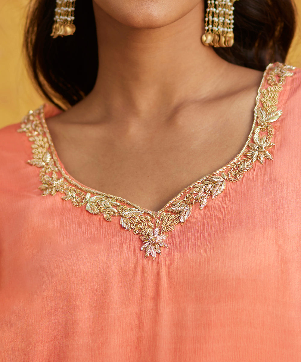 Green_Velvet_Zardozi_Embroidery_Gararah_With_Peach_Kurti_And_Heavy_Chiffon_Dupatta_WeaverStory_07