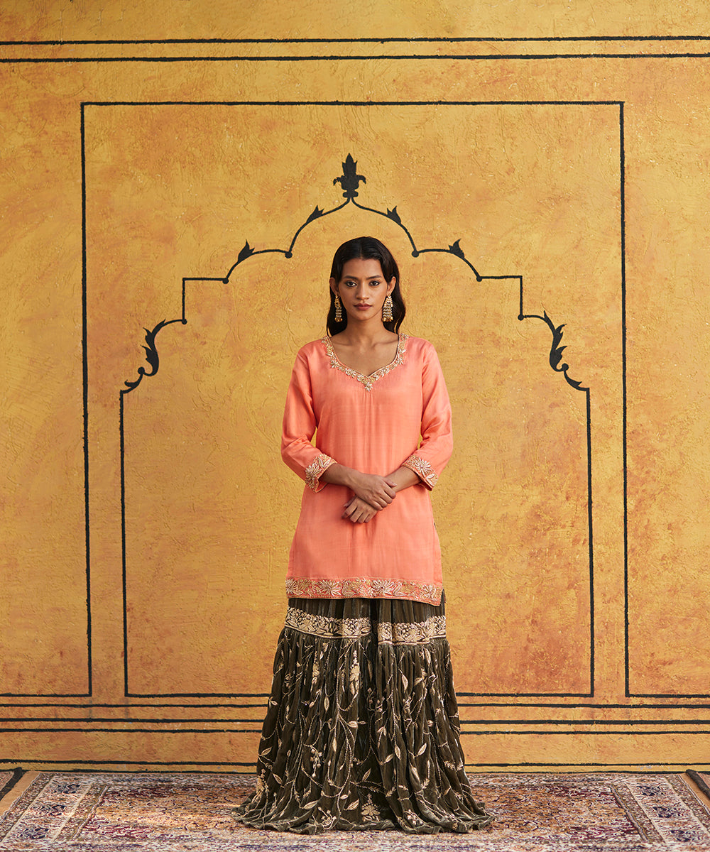 Green_Velvet_Zardozi_Embroidery_Gararah_With_Peach_Kurti_And_Heavy_Chiffon_Dupatta_WeaverStory_02