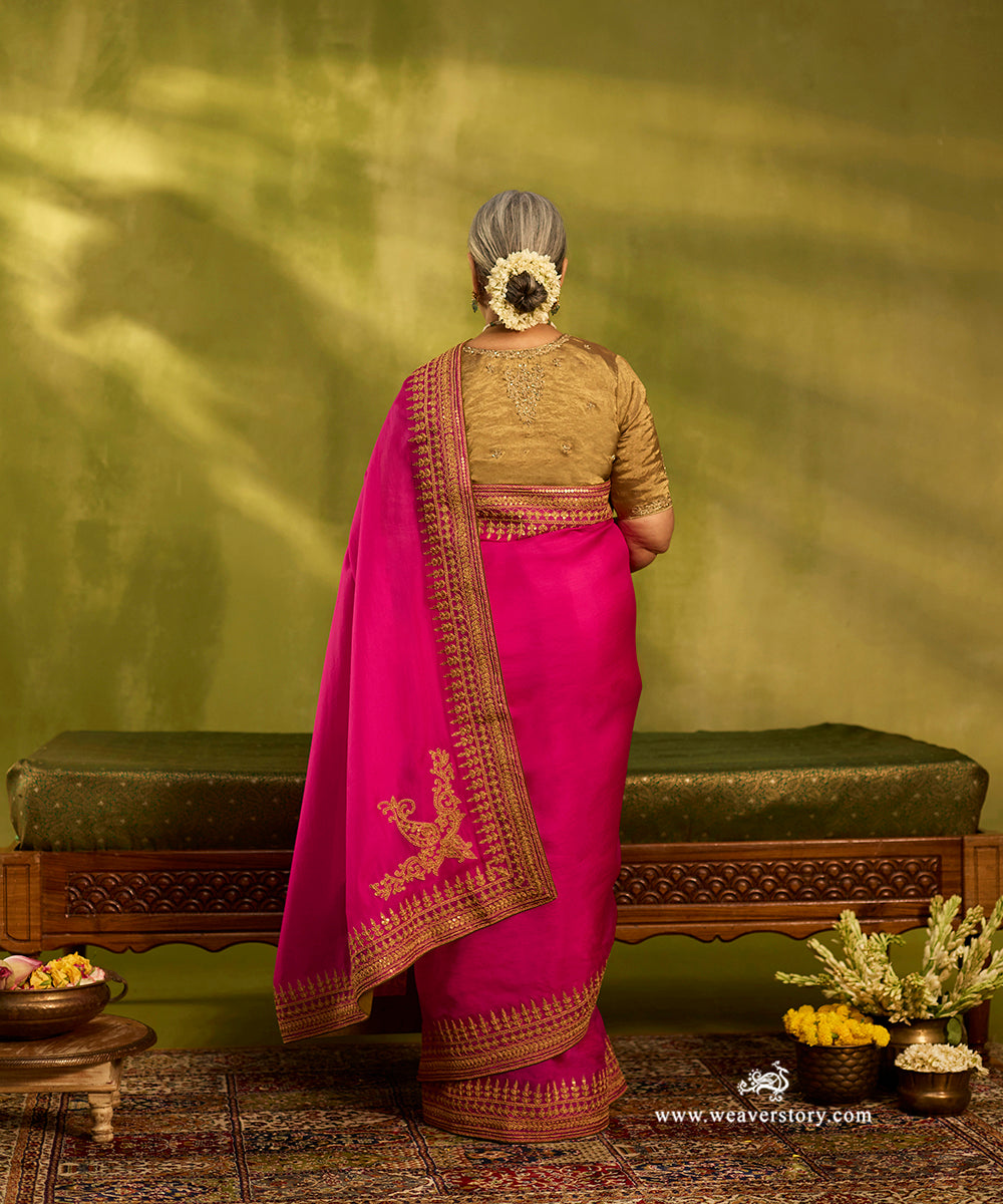 Hot_Pink_Pure_Organza_Handloom_Saree_With_Marodi_Hand_Embroidery_And_Zardozi_Dori_Work_WeaverStory03