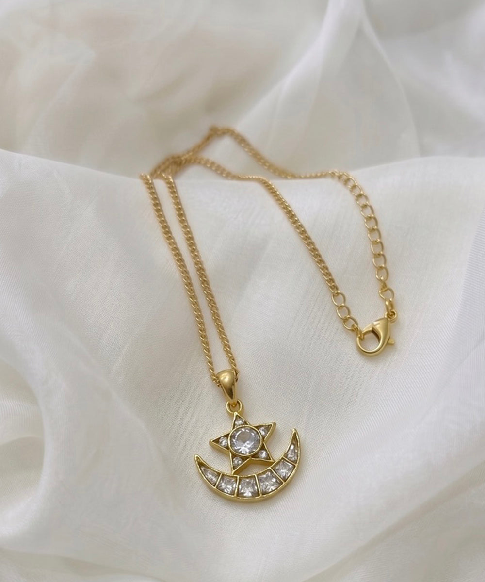 Chandtara Crescent Pendant Necklace