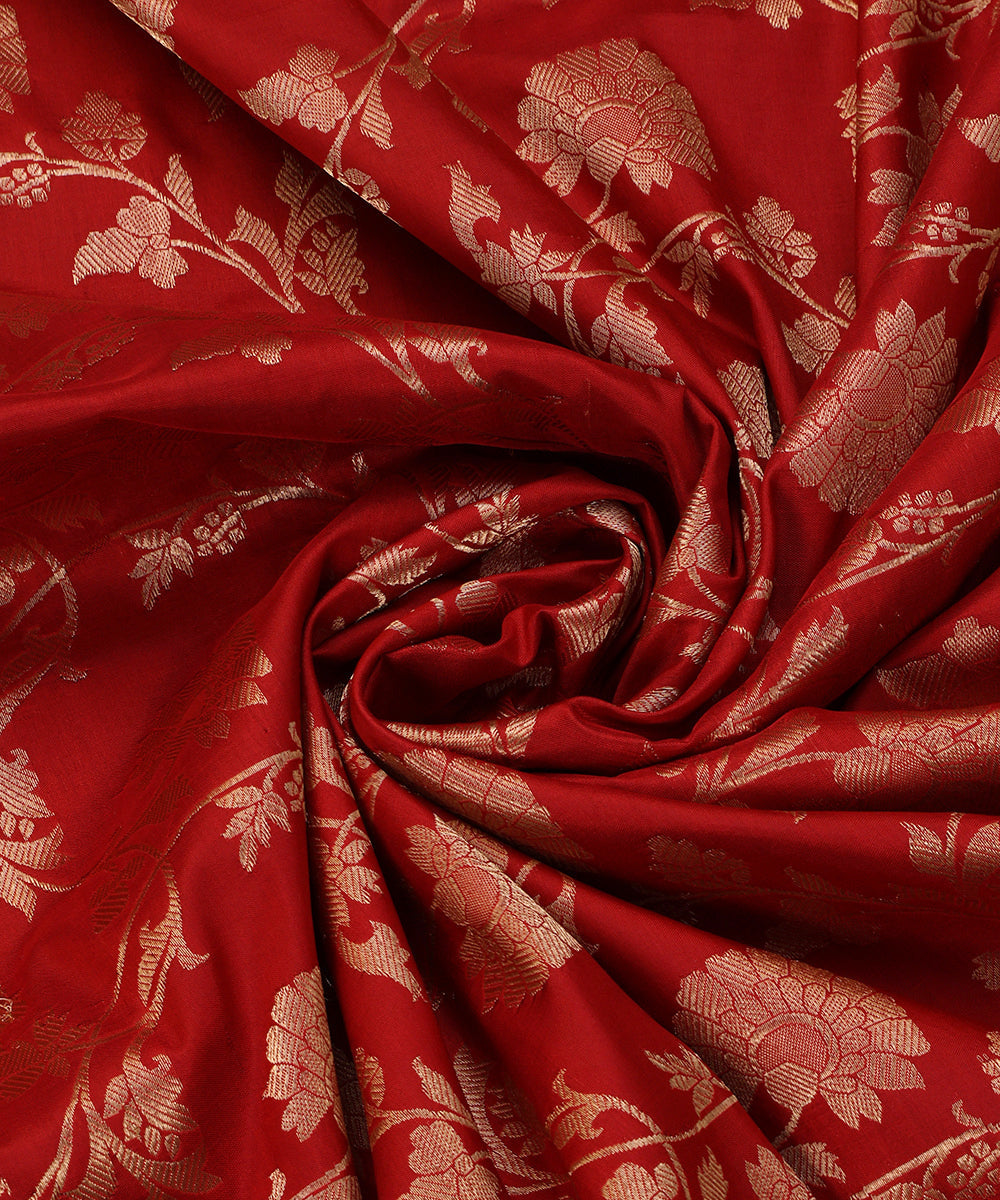 Maroon_Handloom_Pure_Katan_Silk_Banarasi_Dupatta_With_Floral_Jaal_WeaverStory_05