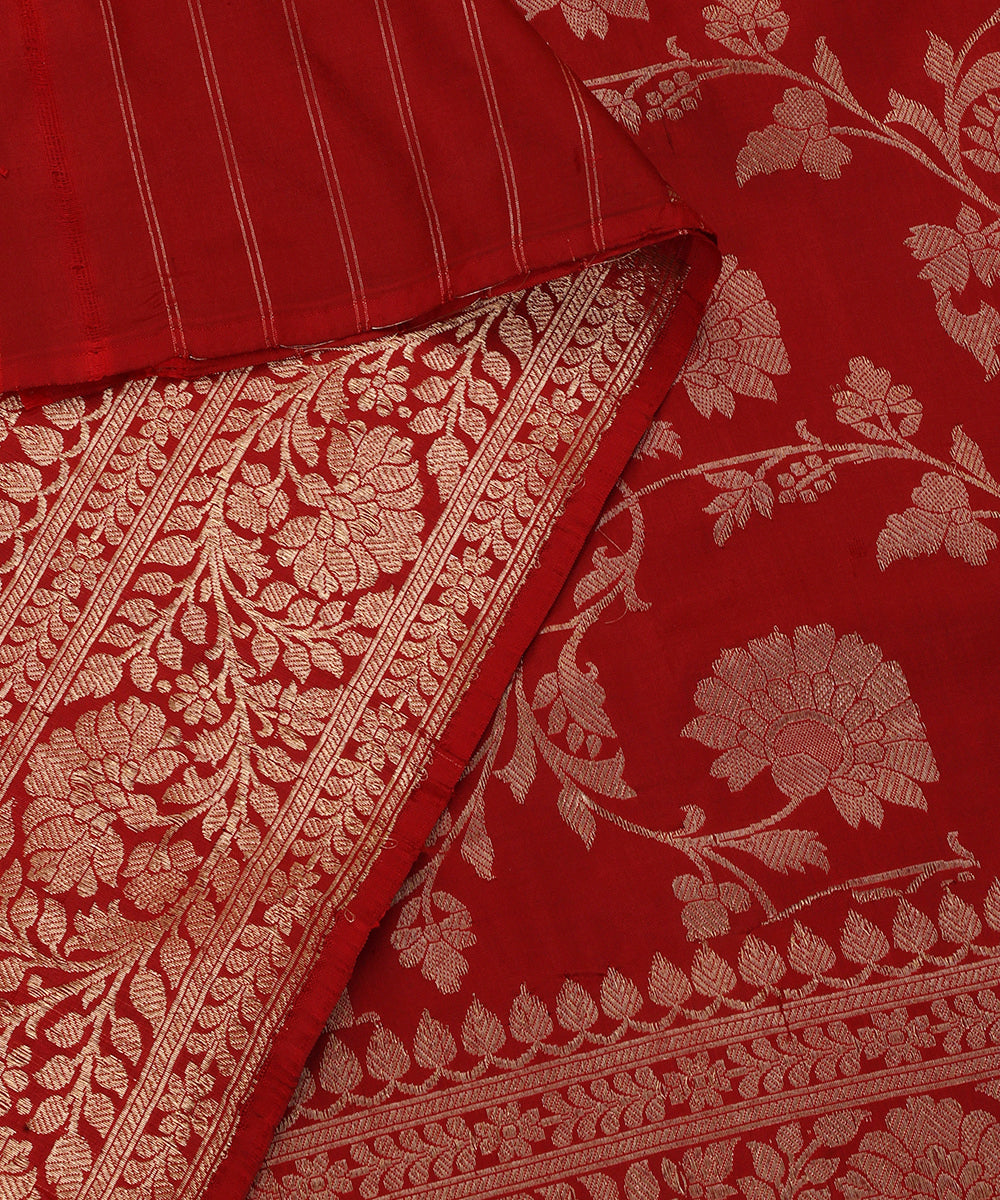 Maroon_Handloom_Pure_Katan_Silk_Banarasi_Dupatta_With_Floral_Jaal_WeaverStory_04