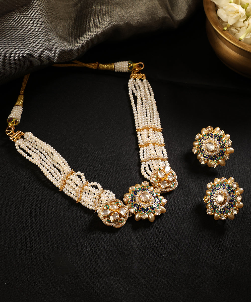 Padmaraga_Pearl_&_Meenakari_Kundan_Choker_Set_WeaverStory_01