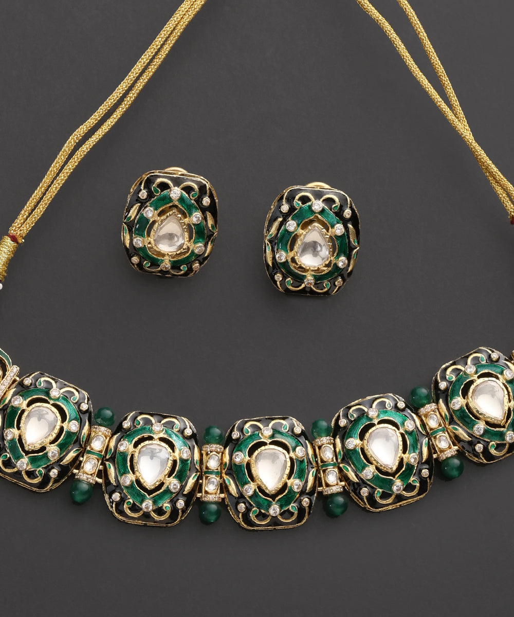 Shyamala_Black_&_Green_Meenakari_Kundan_Choker_Set_WeaverStory_03