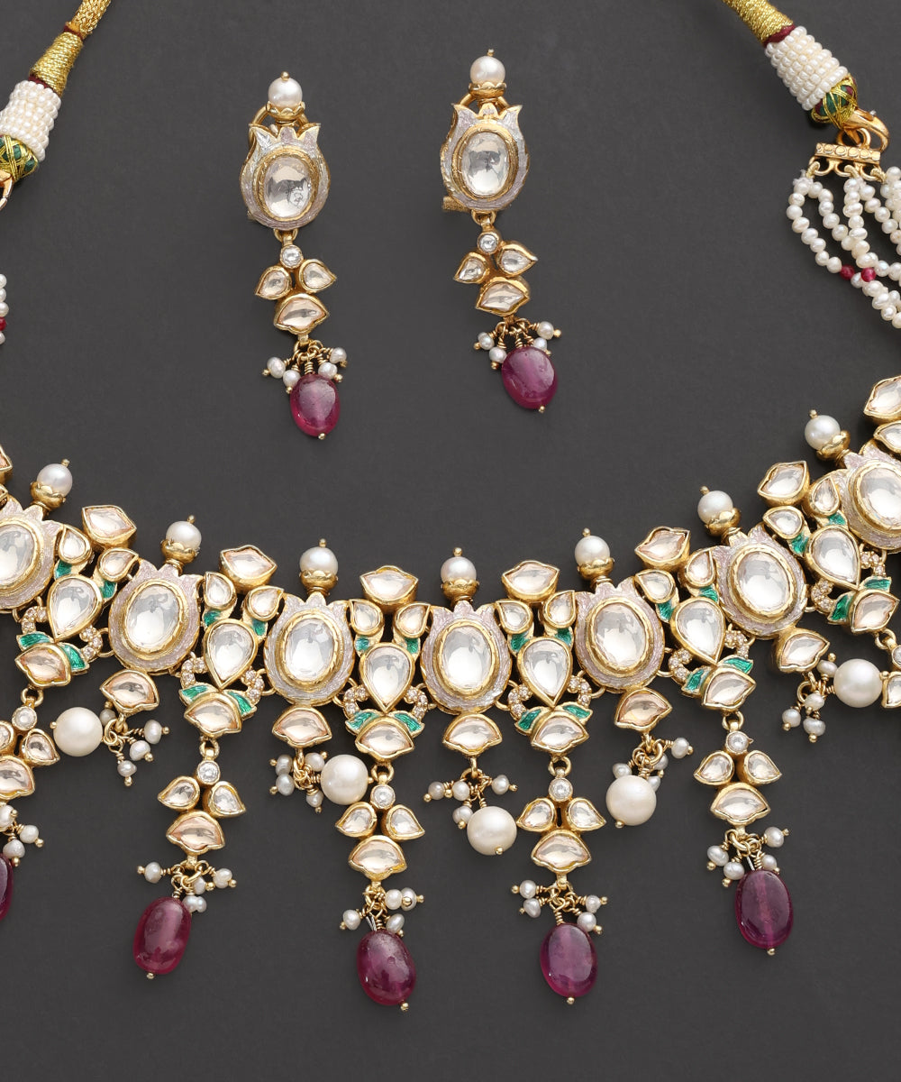 Chandrika_Kundan_&_Ruby_Drop_Choker_Set_WeaverStory_03