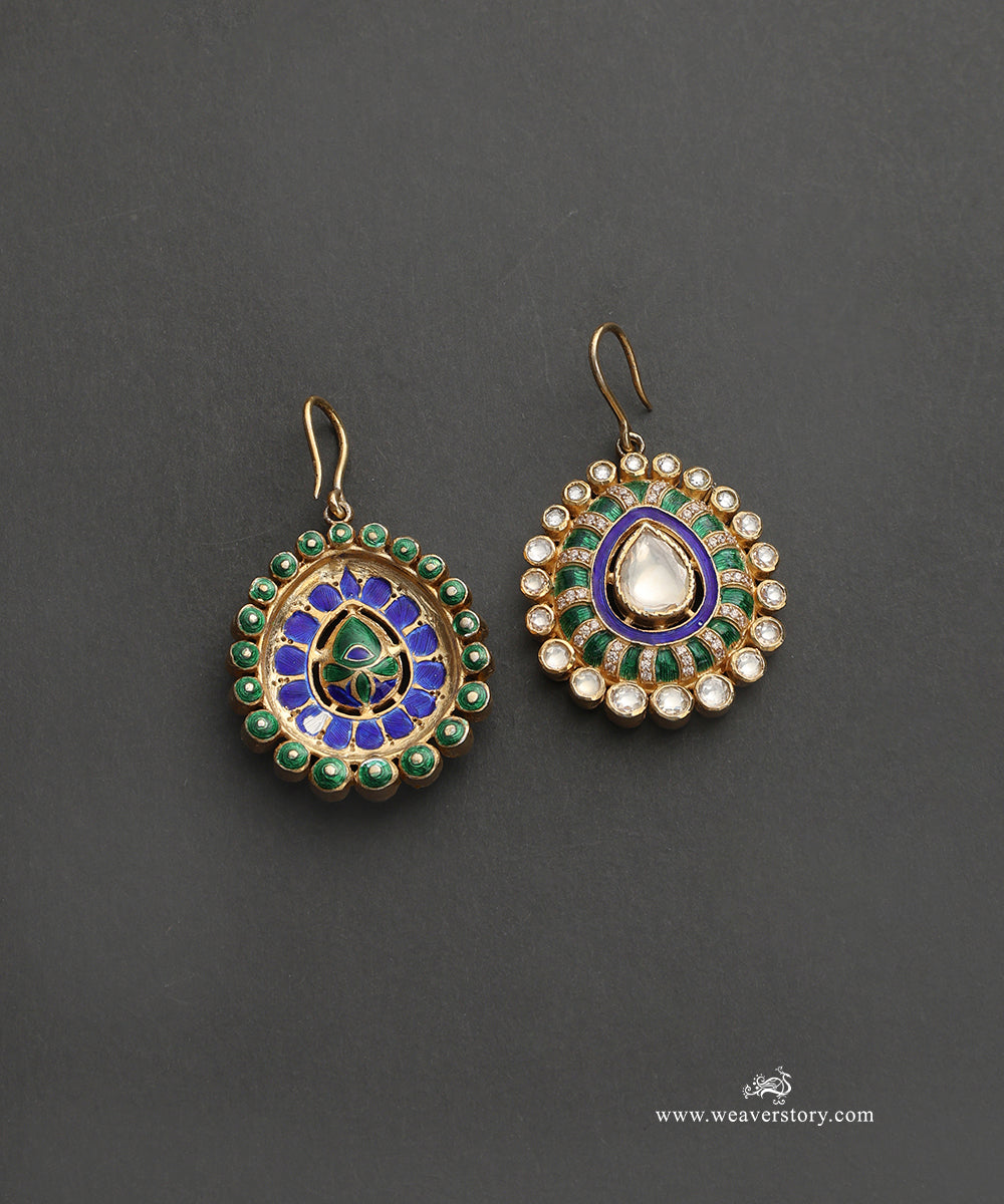 Sumayya_Handcrafted_Silver_Earrings_With_Meenakari_Jadau_Work_WeaverStory_03
