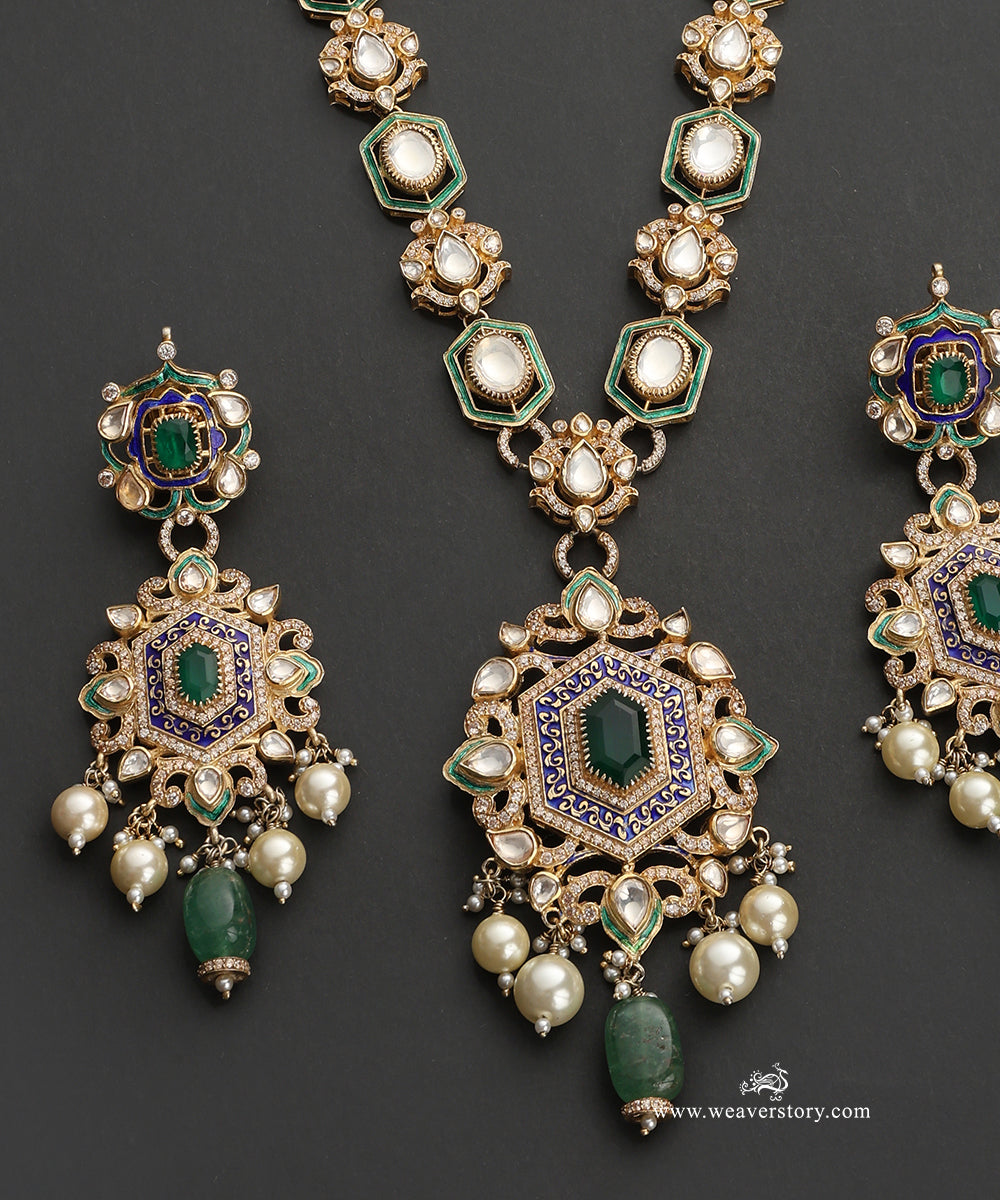 Arzoo_Handcrafted_Silver_Necklace_With_Meenakari_Jadau_Work_WeaverStory_04
