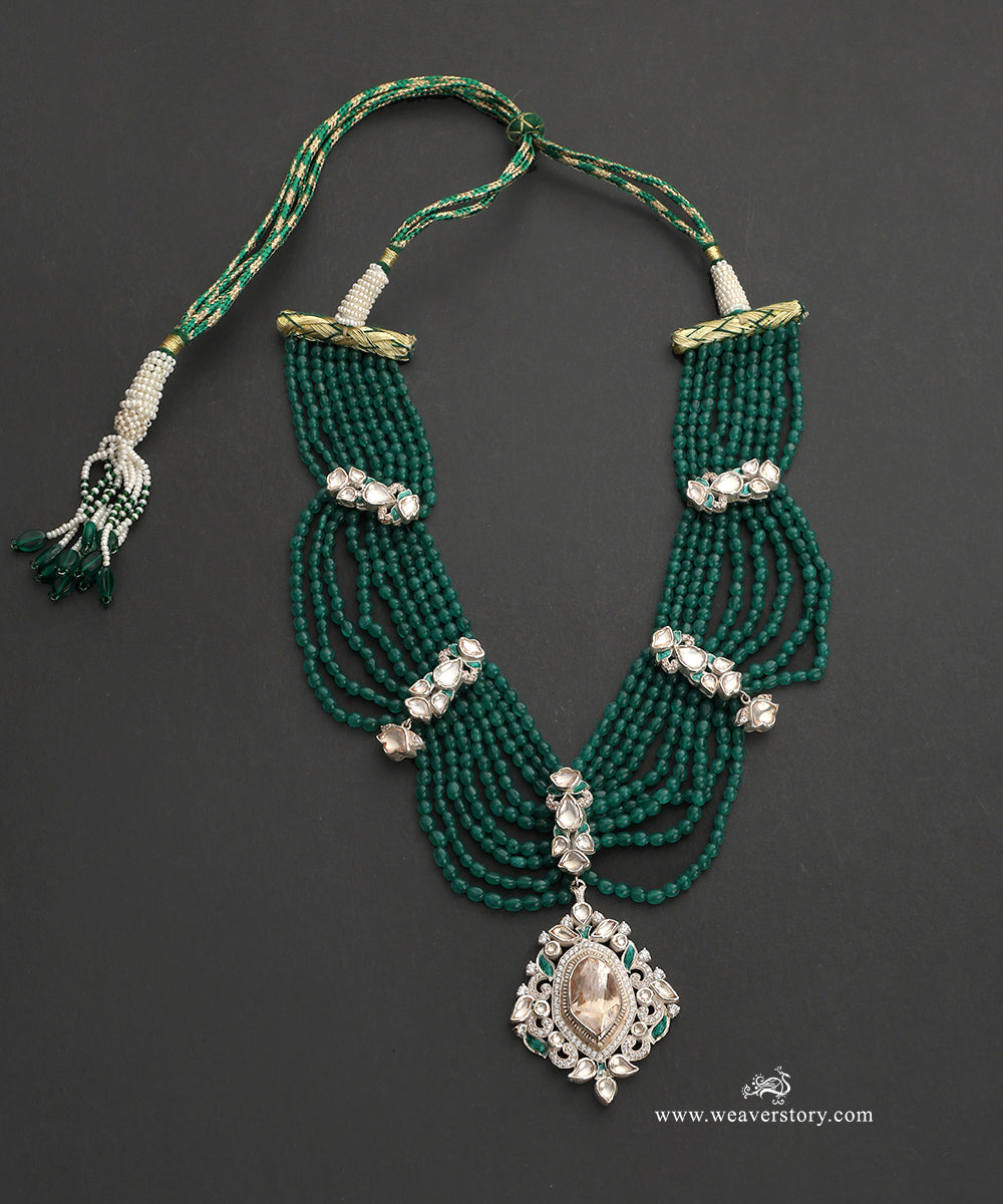 Sheena_Handcrafted_Silver_Necklace_With_Meenakari_Jadau_Work_WeaverStory_02