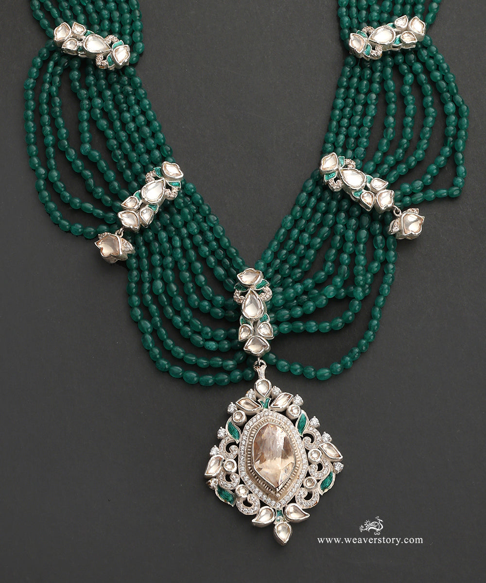 Sheena_Handcrafted_Silver_Necklace_With_Meenakari_Jadau_Work_WeaverStory_03