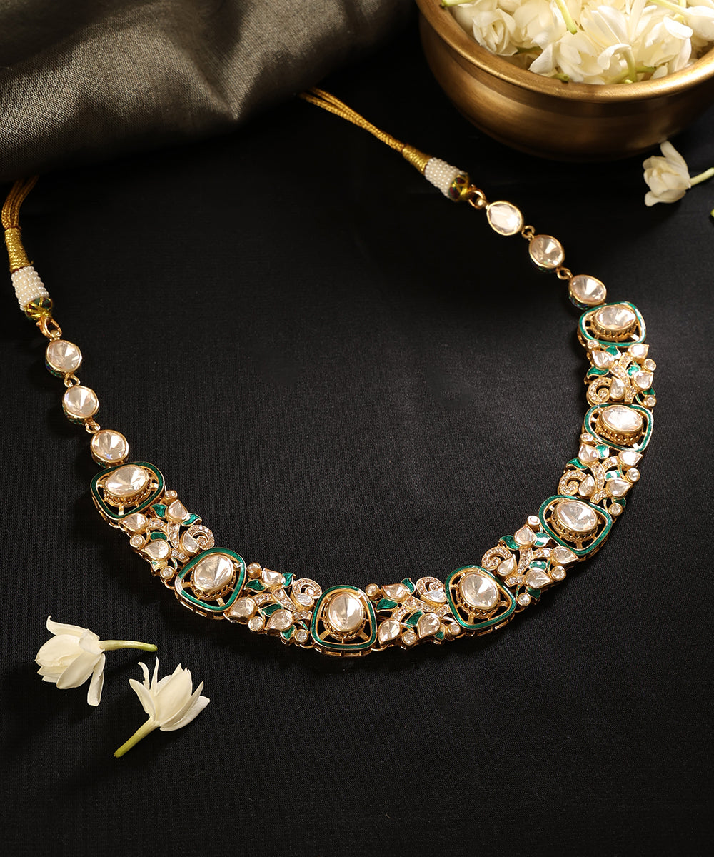 Mehr-e-Sabz_Kundan_Necklace_with_Green_Meenakari_WeaverStory_01