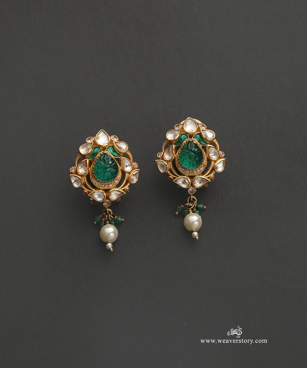 Daman_Handcrafted_Silver_Studs_With_Meenakari_Jadau_Work_WeaverStory_02