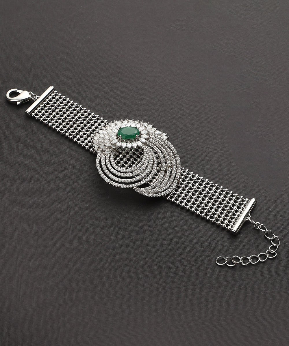 Marisa_Handcrafted_Bracelet_With_Semi_Precious_Stones_WeaverStory_03