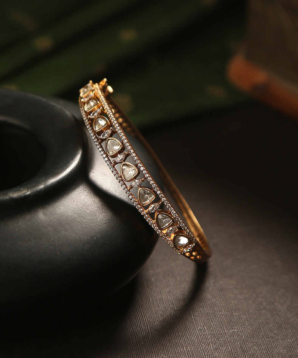 Yanisha_Handcrafted_Bangle_With_Moissanite_Polki_WeaverStory_01