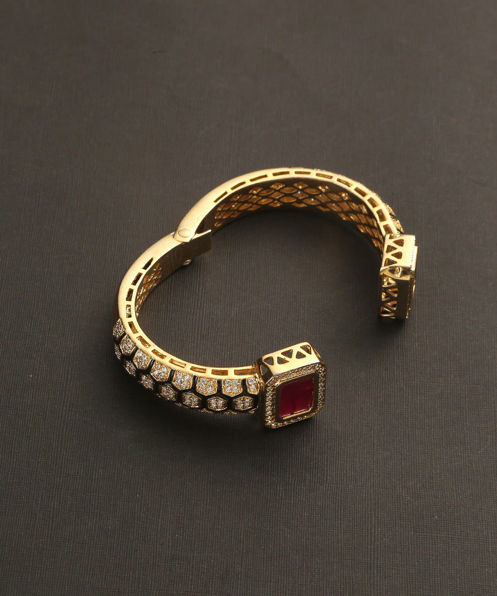 Caylie_Handcrafted_Bangle_With_Semi_Precious_Stones_WeaverStory_03