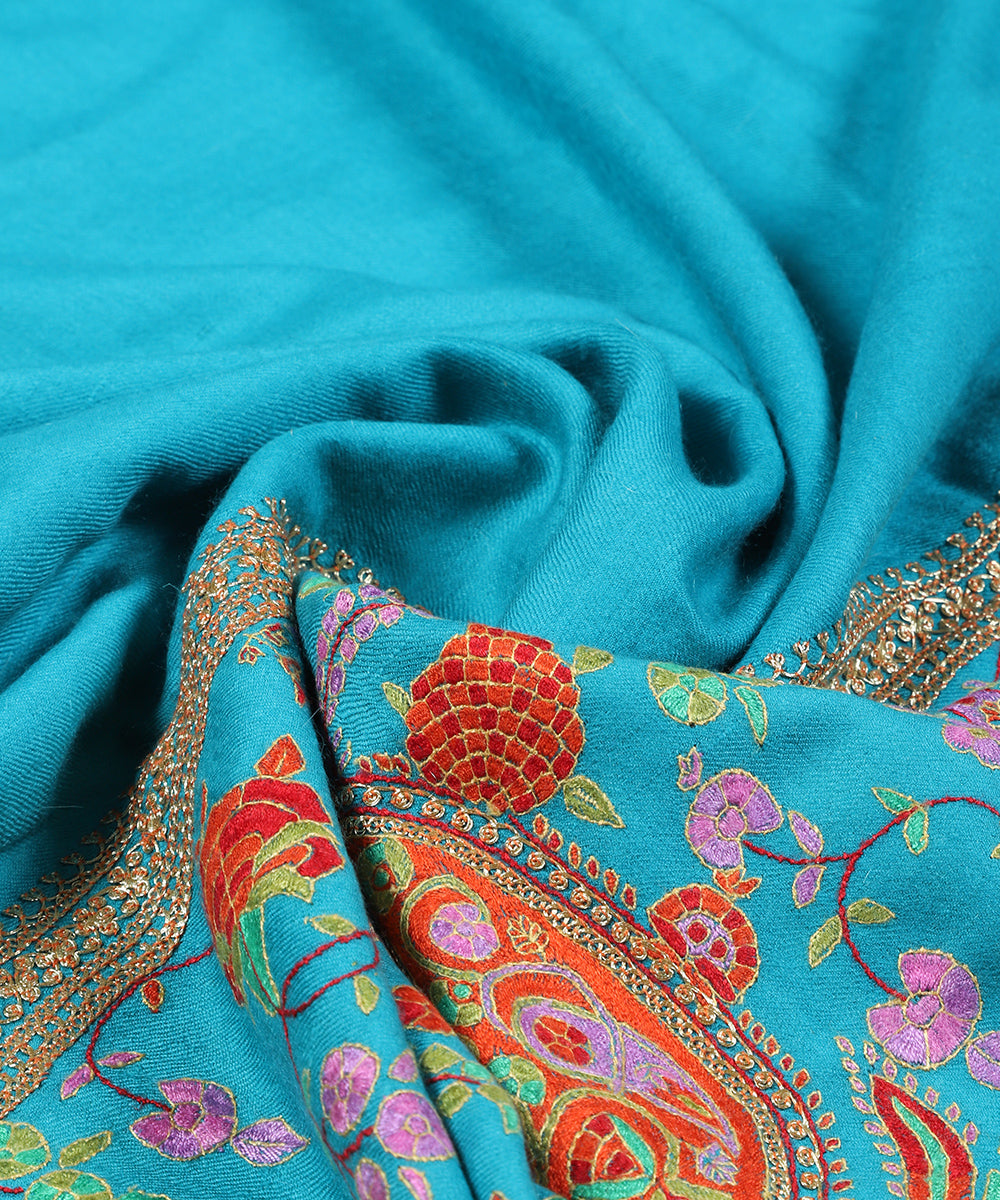 Turquoise_Handwoven_Pure_Pashmina_Shawl_With_Kaani_Weave_Mughal_Motifs_On_Palla_WeaverStory_04