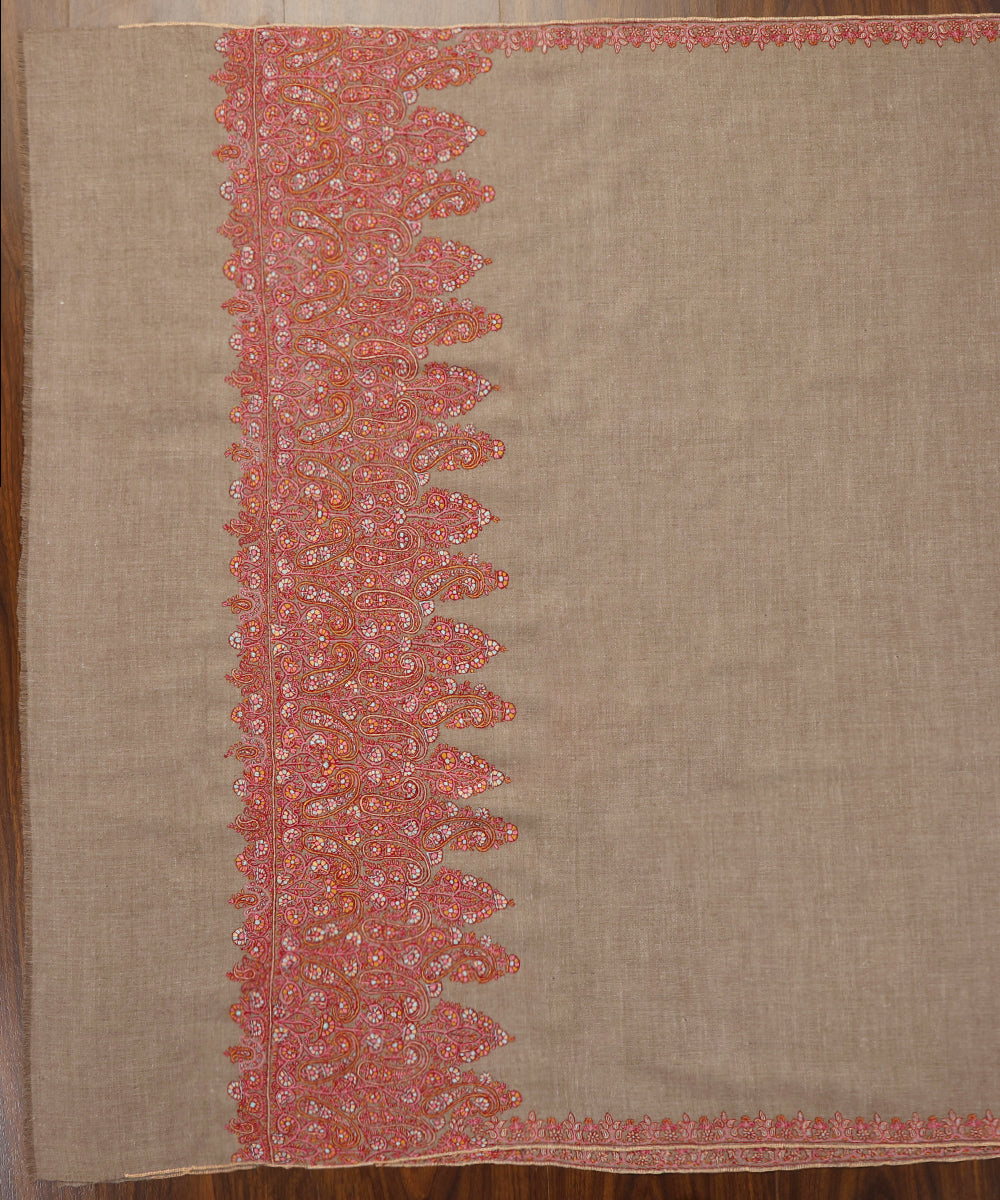 Natural_Toosh_Color_Handwoven_Pure_Pashmina_Shawl_With_Resham_Sozni_Kari_Palla_WeaverStory_02