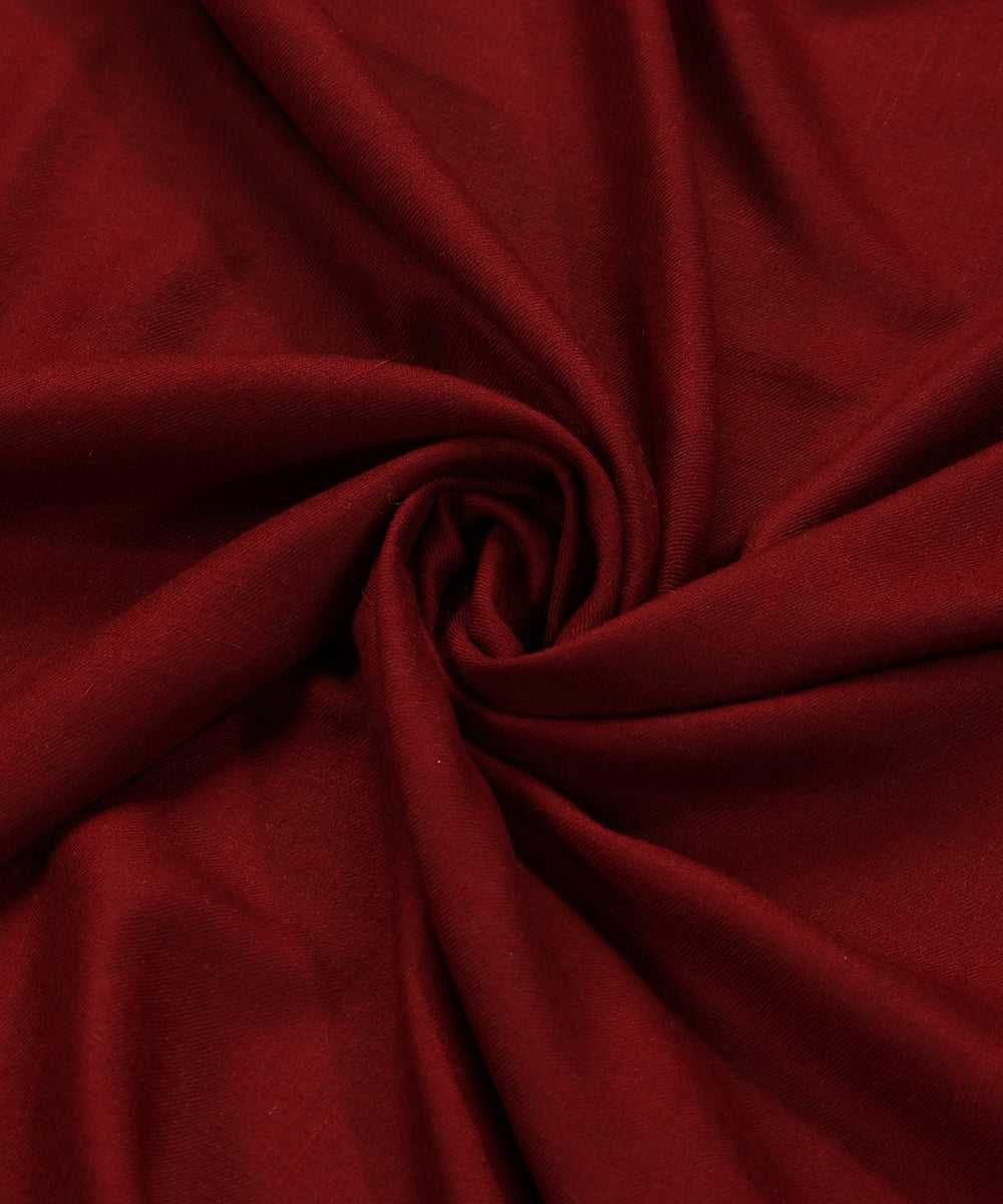 Maroon_Handwoven_Pure_Pashmina_Shawl_With_Silver_Zari_Tilla_Border_And_Palla_WeaverStory_05