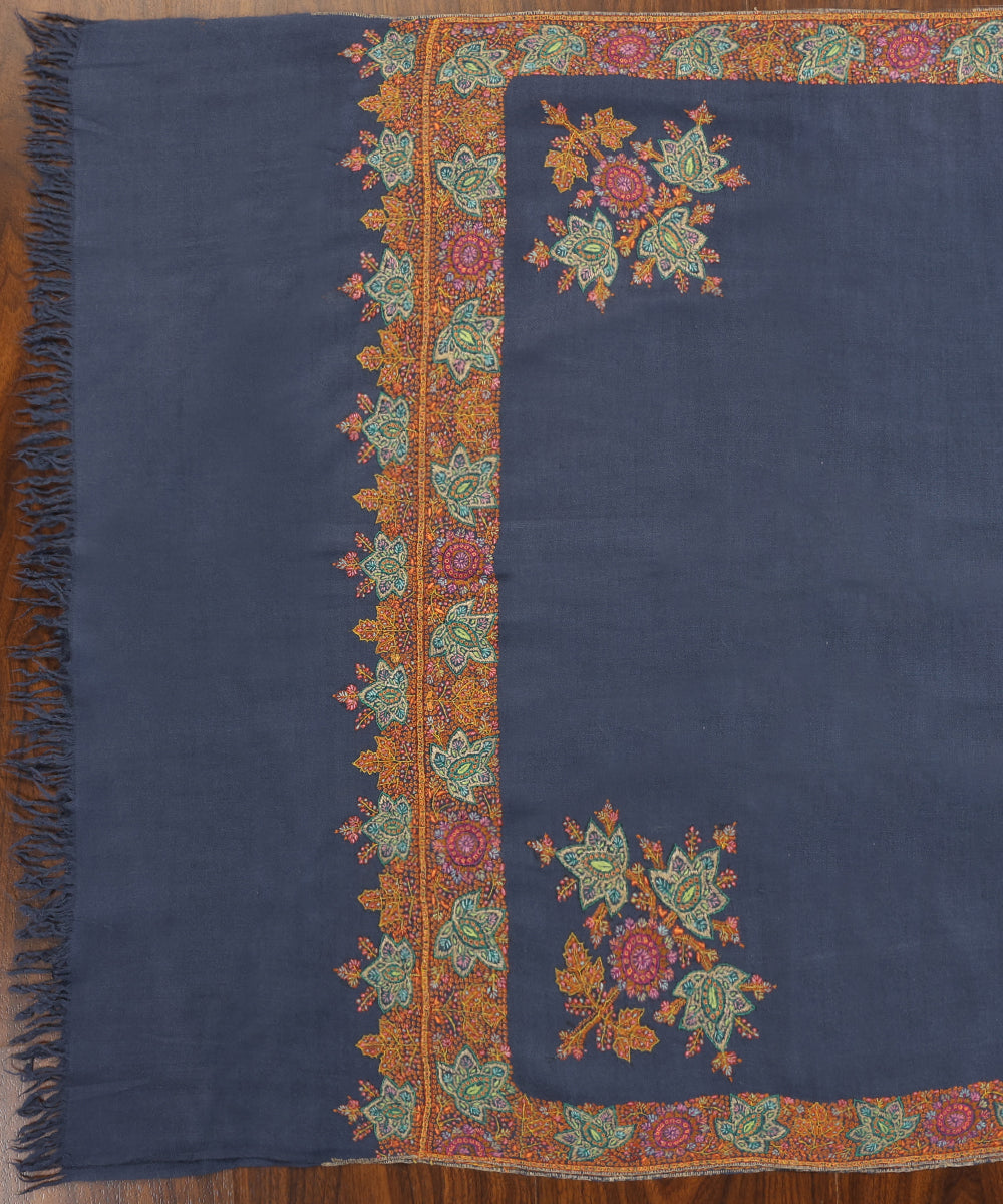 Blue_Handwoven_Pure_Pashmina_Shawl_With_Sozni_Kari_Embroidery_WeaverStory_02