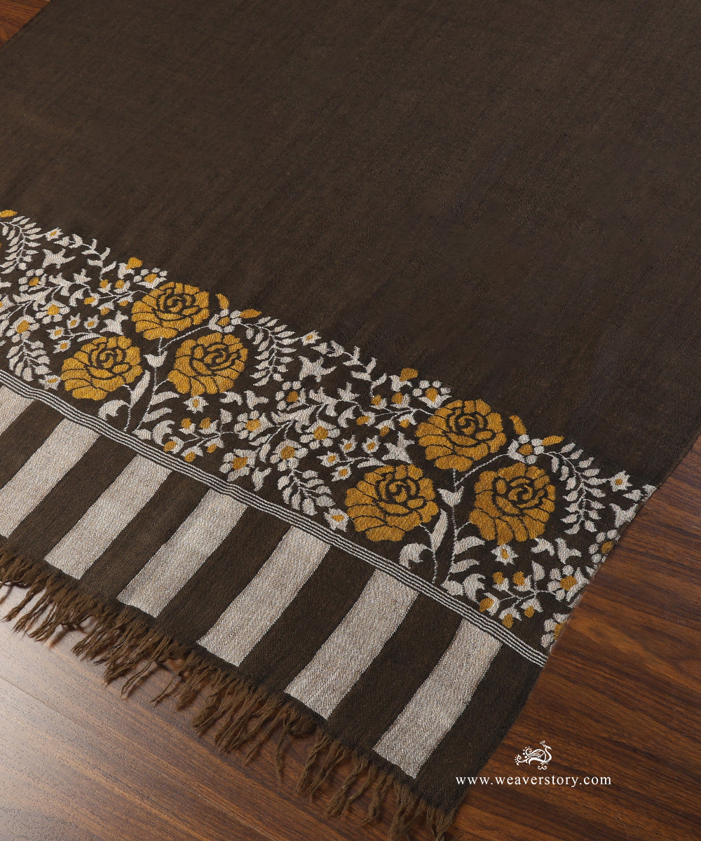 Black_Handwoven_Kani_Palla_Pure_Pashmina_Shawl_WeaverStory_03