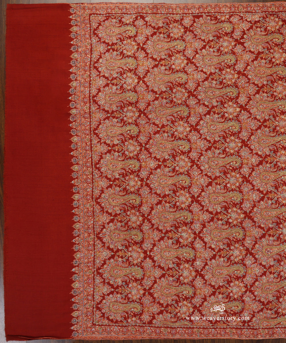 Handwoven_Red_Jamawar_Pure_Pashmina_Shawl_With_Soznikari_WeaverStory_02