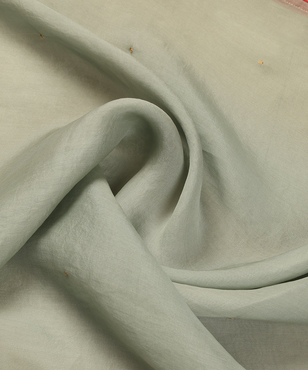 Light_Green_Handloom_Organza_Dupatta_With_Red_Finishing_WeaverStory_05