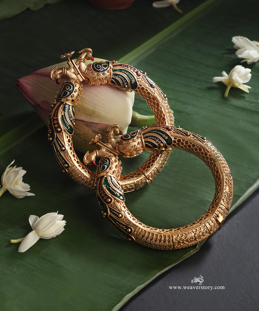 Bina_Handcrafted_Gold_Plated_Alloy_Bangles_Set_WeaverStory_01