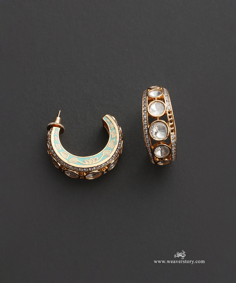 Shayna_Handcrafted_Gold_Plated_Alloy_Earrings_WeaverStory_02