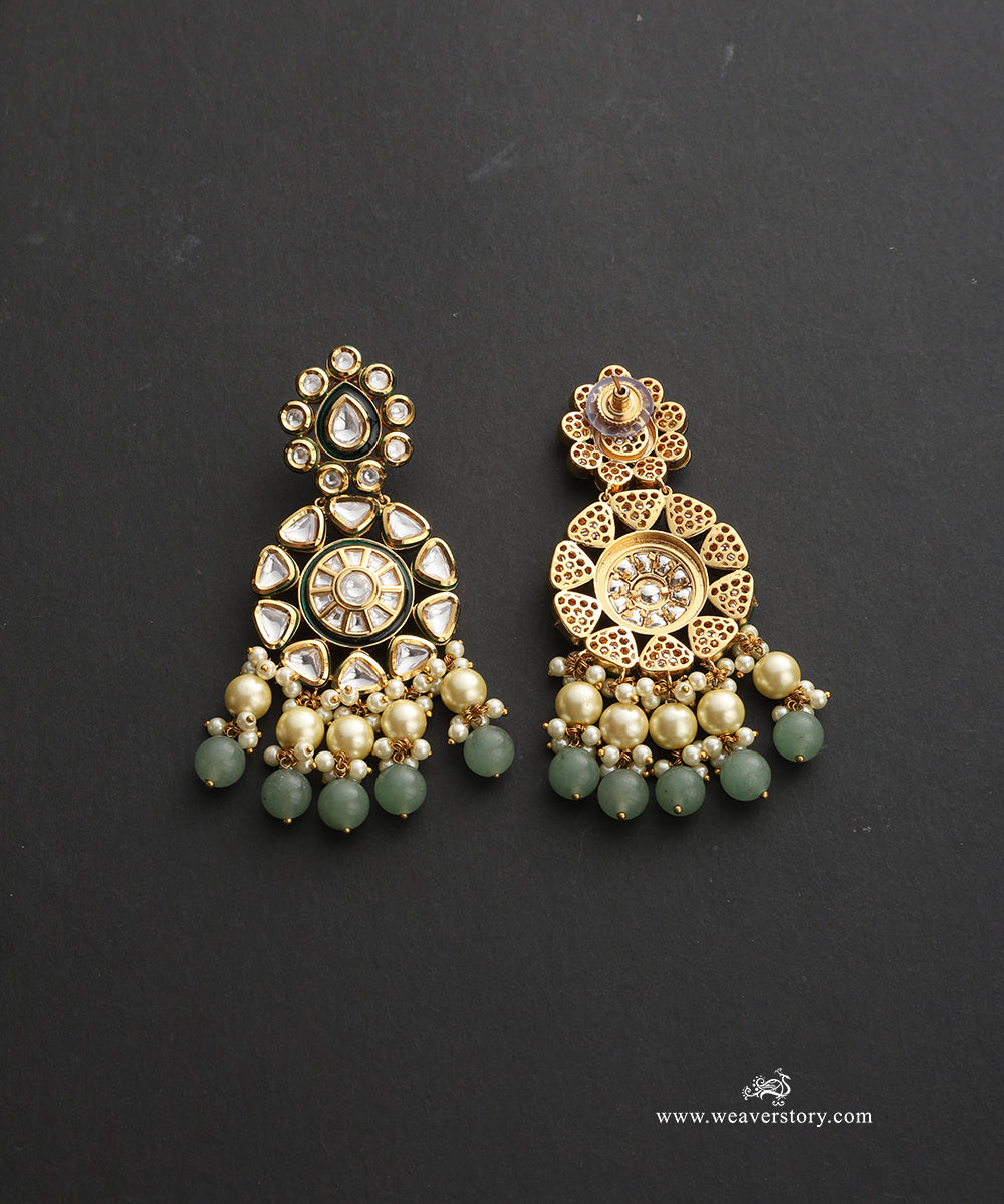 Arisha_Handcrafted_Alloy_Necklace_Set_With_Gold_Plating_WeaverStory_03