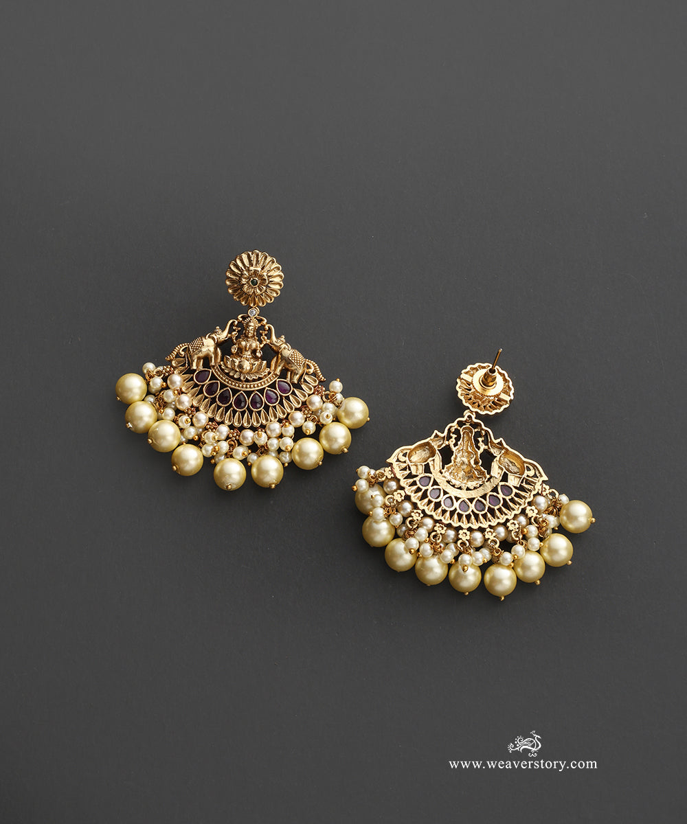 Zoya_Handcrafted_Alloy_Necklace_Set_With_Gold_Plating_WeaverStory_03