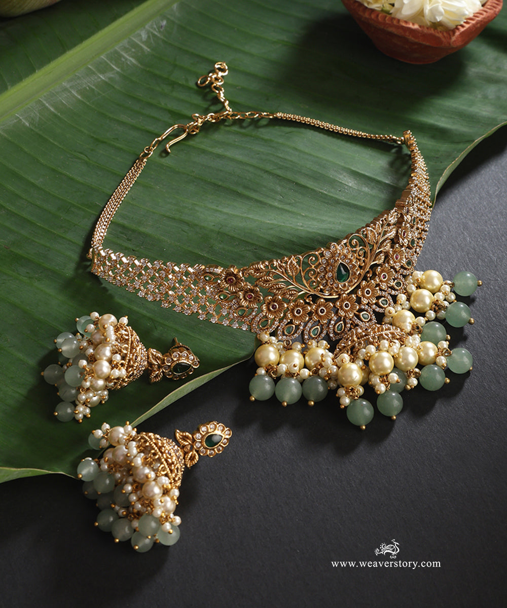 Nida_Handcrafted_Alloy_Necklace_Set_With_Gold_Plating_WeaverStory_01