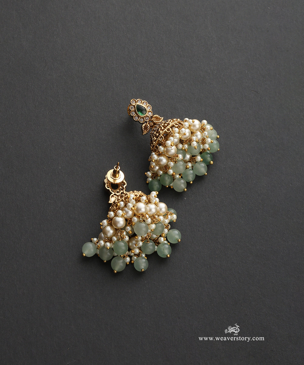 Nida_Handcrafted_Alloy_Necklace_Set_With_Gold_Plating_WeaverStory_03