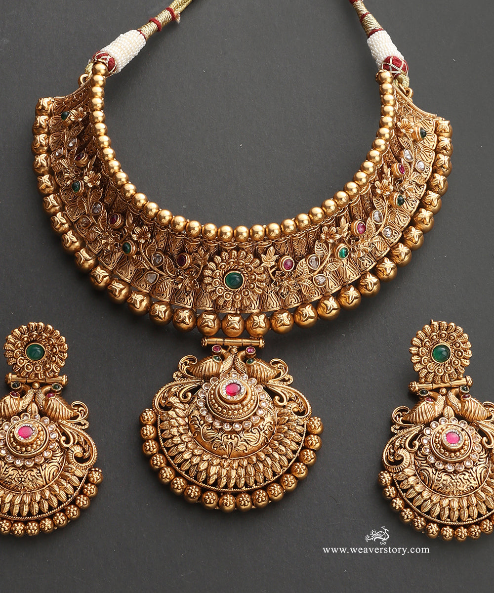 Mehar_Handcrafted_Alloy_Necklace_Set_With_Earrings_And_Teeka_With_Gold_Plating_WeaverStory_04