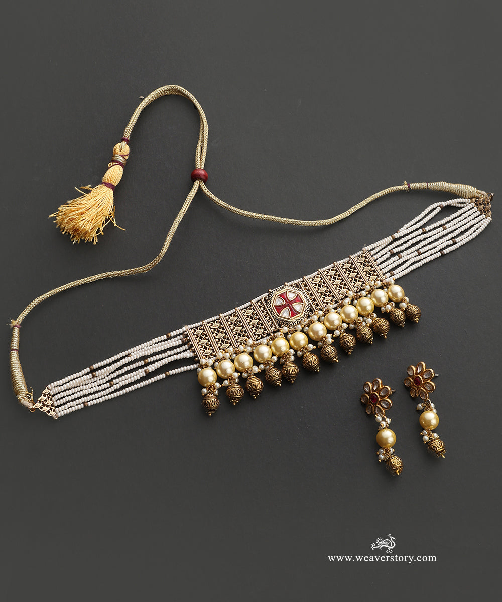 Sambul_Handcrafted_Alloy_Multi_Ladi_Necklace_Set_With_Gold_Plating_WeaverStory_02