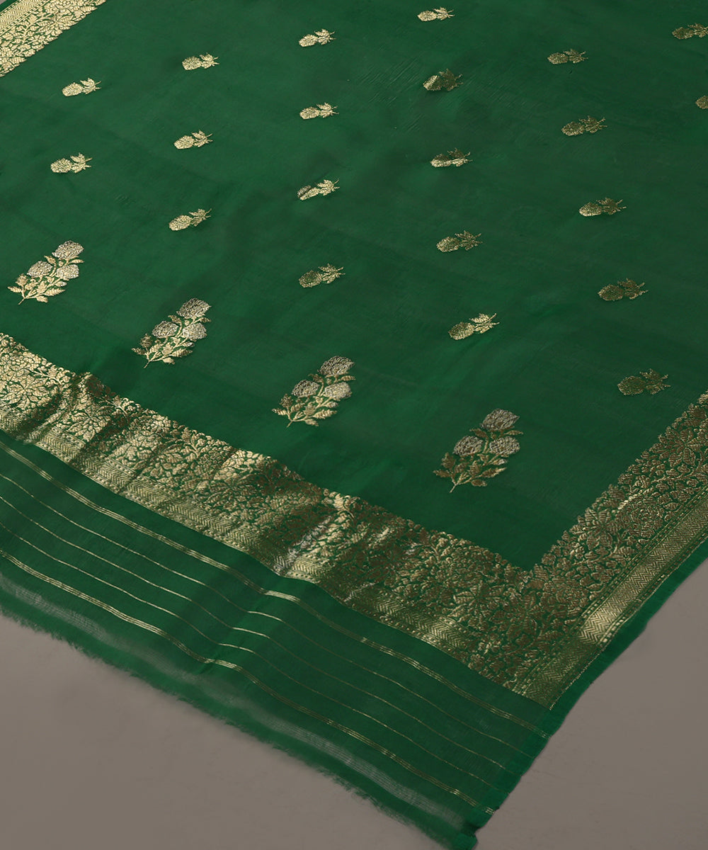 Handloom_Emrerald_Green_Pure_Kora_Silk_Banarasi_Dupatta_With_Floral_Zari_Booti_WeaverStory_03