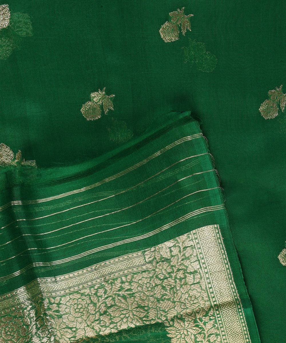 Handloom_Emrerald_Green_Pure_Kora_Silk_Banarasi_Dupatta_With_Floral_Zari_Booti_WeaverStory_04