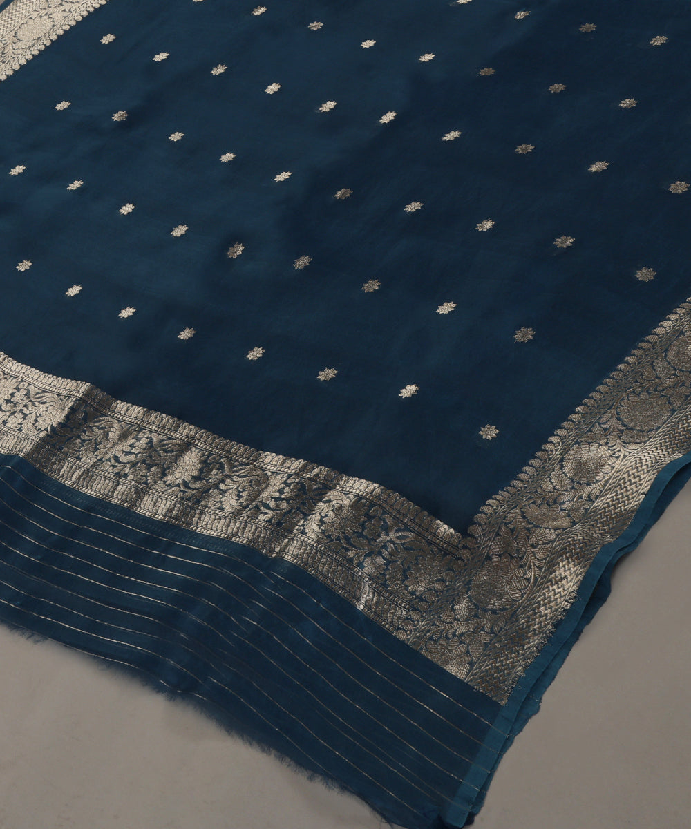 Teal_Green_Handloom_Pure_Kora_Silk_Banarasi_Dupatta_With_Zari_Booti_WeaverStory_03