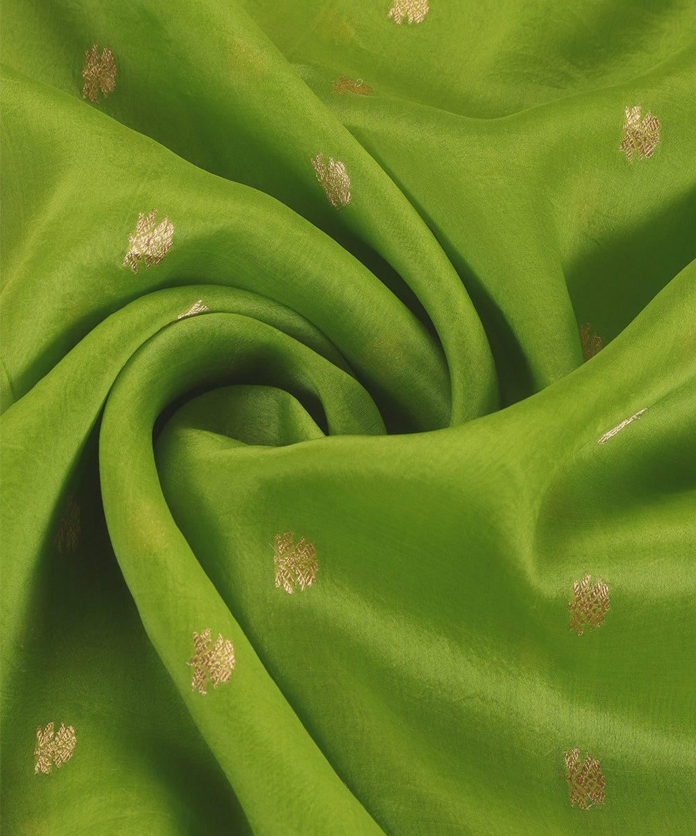 Paroot_Green_Handloom_Pure_Kora_Silk_Banarasi_Dupatta_With_Kadhwa_Booti_And_Floral_Jaal_WeaverStory_05