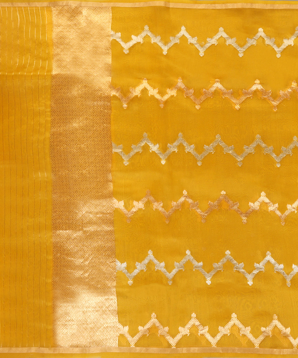 Handloom_Yellow_Pure_Kora_Silk_Banarasi_Dupatta_With_Zari_Jaal_WeaverStory_02