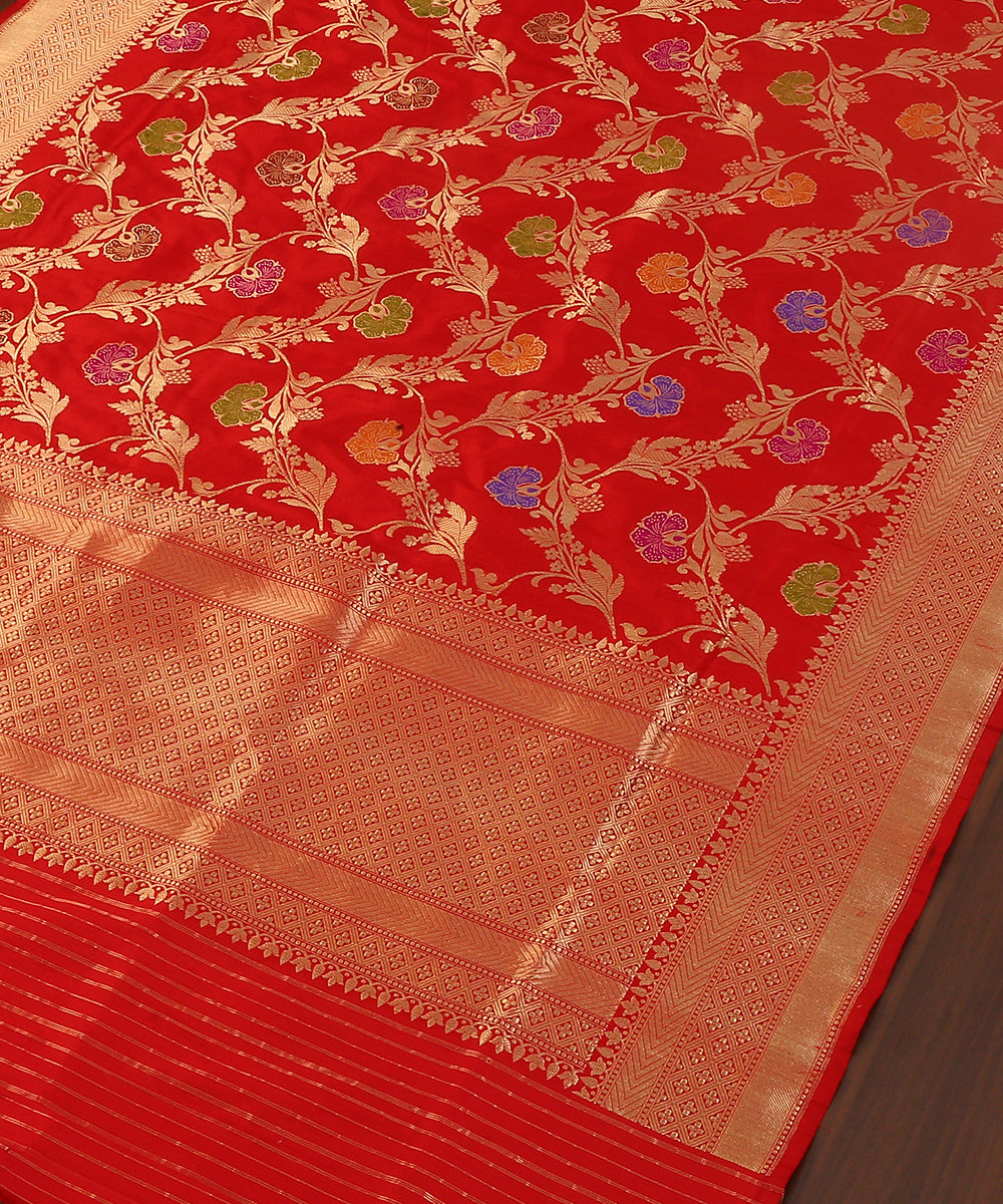 Red_Handloom_Pure_Katan_Silk_Banarasi_Dupatta_With_Meenakari_And_Jaal_WeaverStory_03