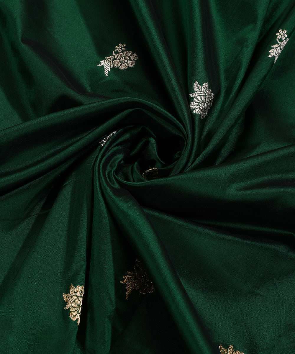 Handloom_Green_Pure_Katan_Silk_Banarasi_Dupatta_With_Scalloped_Border_And_Kadhwa_Booti_WeaverStory_05