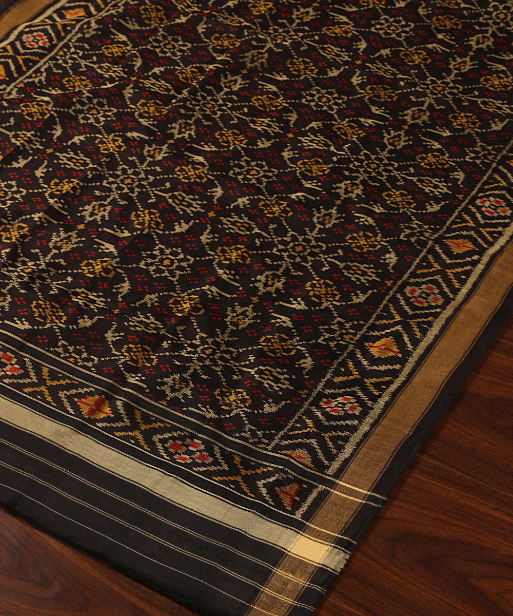 Handloom_Black_Pure_Mulberry_Silk_Ikat_Patola_Dupatta_WeaverStory_03