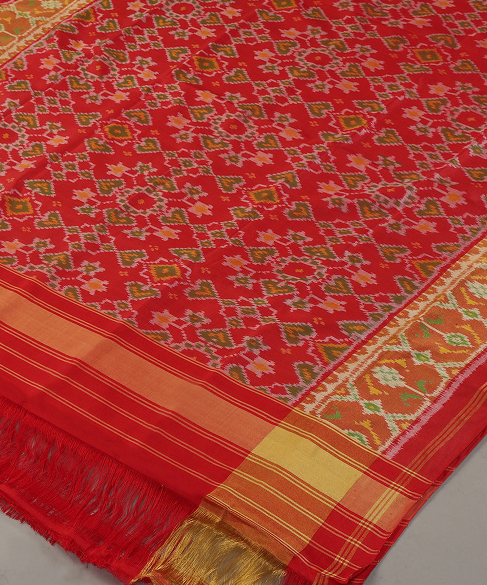 Handloom_Red_Mulberry_Silk_Ikat_Patola_Dupatta_With_Mustard_Tissue_Border_WeaverStory_03
