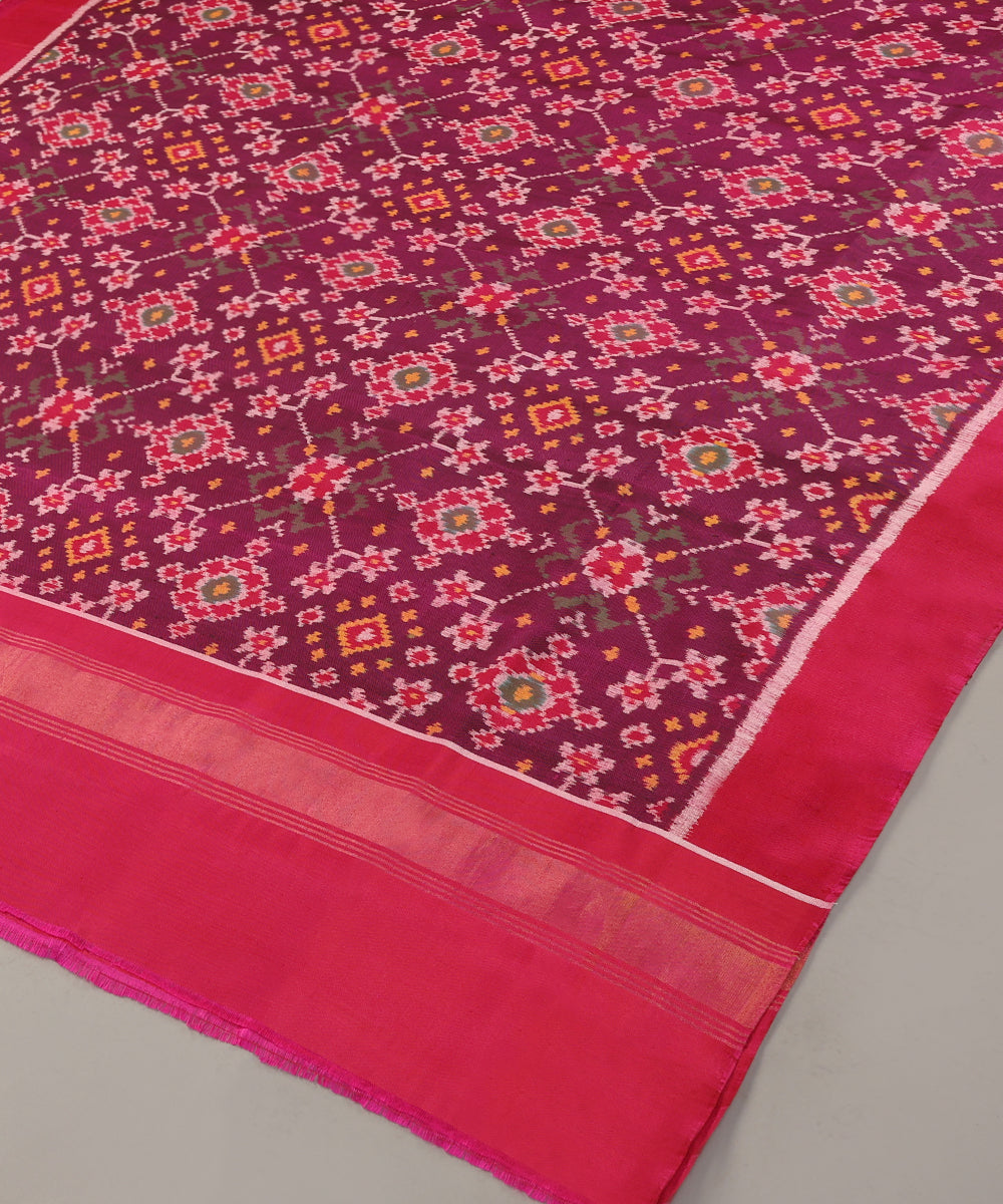 Handloom_Purple_Mulberry_Silk_Ikat_Patola_Dupatta_With_Pink_Border_Palla_WeaverStory_03