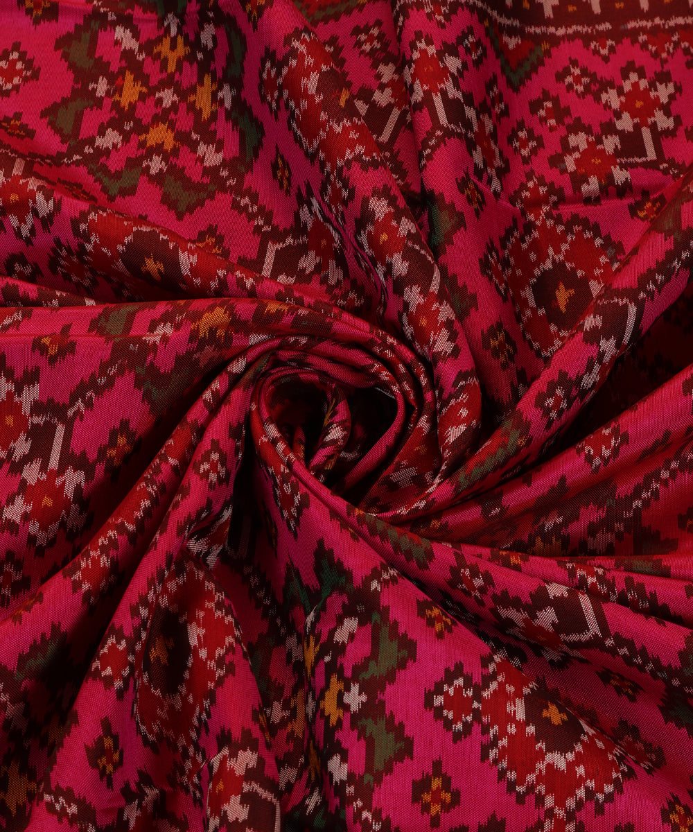 Handloom_Pink_Mulberry_Silk_Ikat_Patola_Dupatta_With_Maroon_Border_Palla_WeaverStory_05