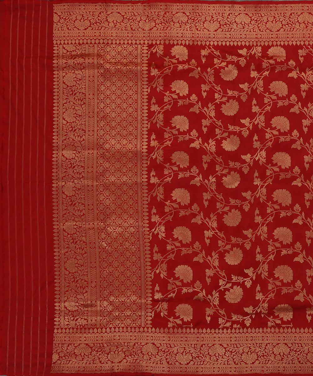 Maroon_Handloom_Pure_Katan_Silk_Banarasi_Dupatta_With_Floral_Jaal_WeaverStory_02