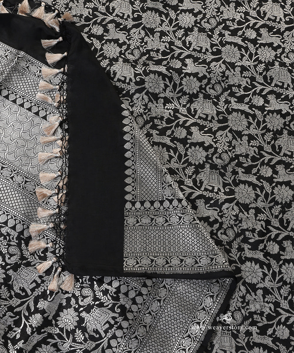 Handloom_Black_Pure_Katan_Silk_Shikargah_Banarasi_Dupatta_With_Kimkhab_Weave_WeaverStory_04