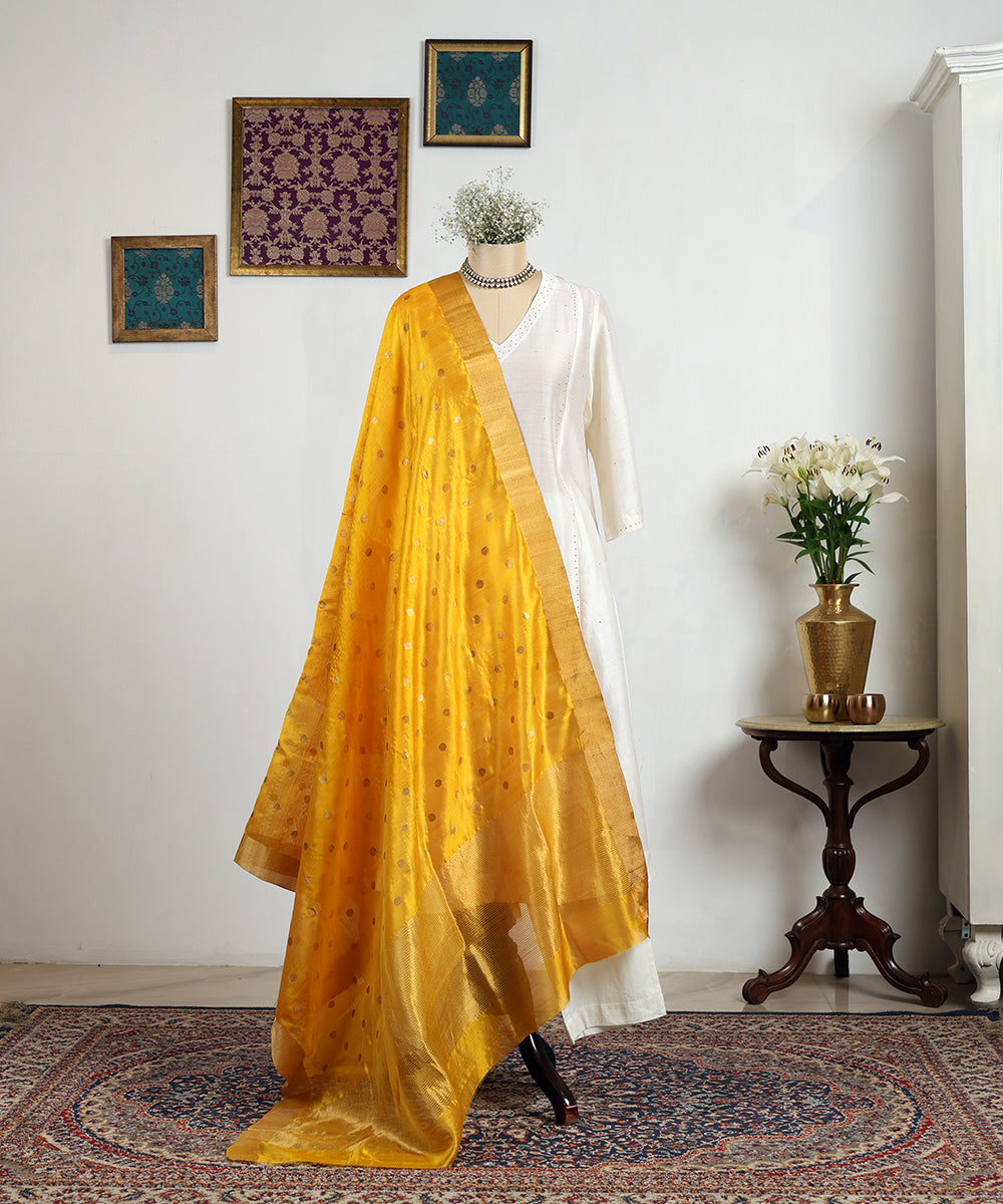 Yellow_Handloom_Pure_Silk_Chanderi_Dupatta_With_Gold_Polka_Dots_WeaverStory_01