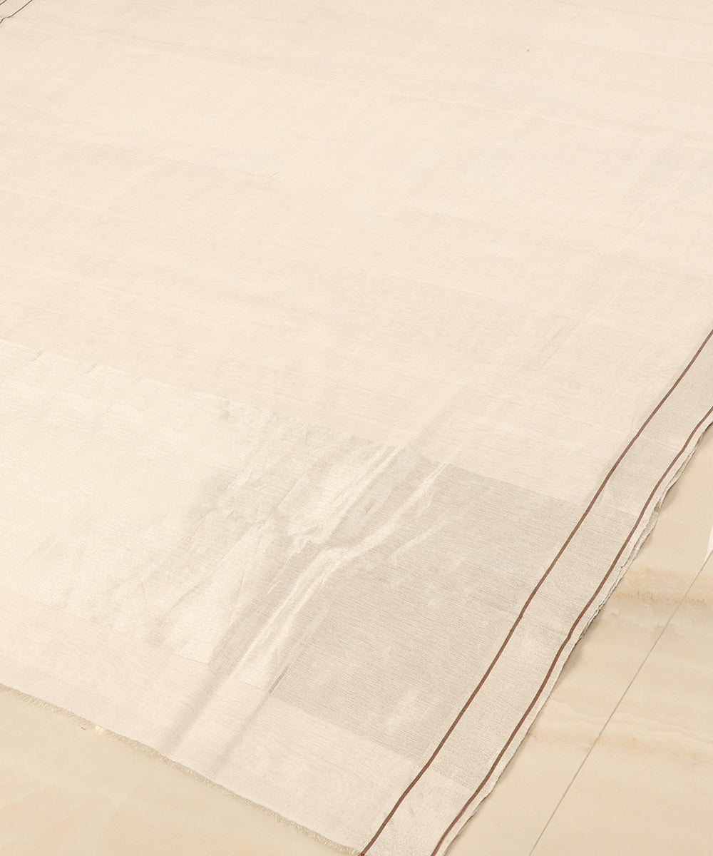 Off_White_Handloom_Pure_Tissue_Chanderi_Dupatta_With_Thin_Brown_Lining_Border_WeaverStory_03