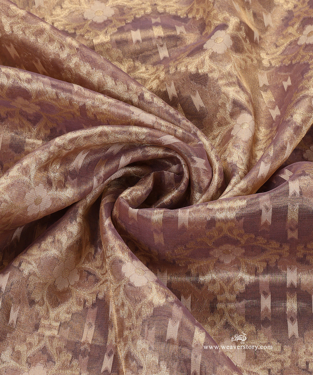 Lilac_And_Gold_Pure_Cotton_Tissue_Banarasi_Jamdani_Dupatta_WeaverStory_05